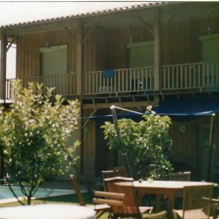 Cocoloba Chambres D'hotes Panzió